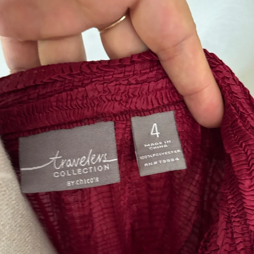 Chic Burgundy Women's Cardigan